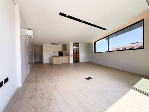 Apartamento T3 Venda em Gondomar (São Cosme), Valbom e Jovim,Gondomar