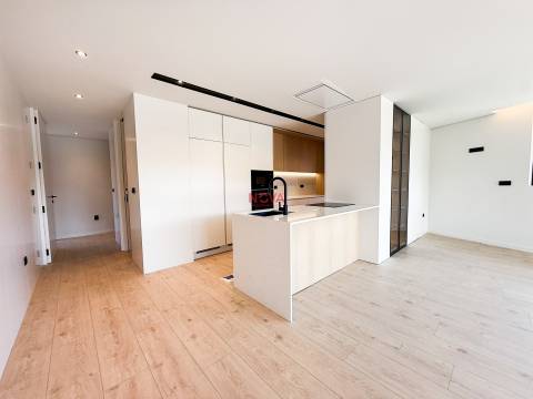 Apartamento T3 Venda em Gondomar (São Cosme), Valbom e Jovim,Gondomar