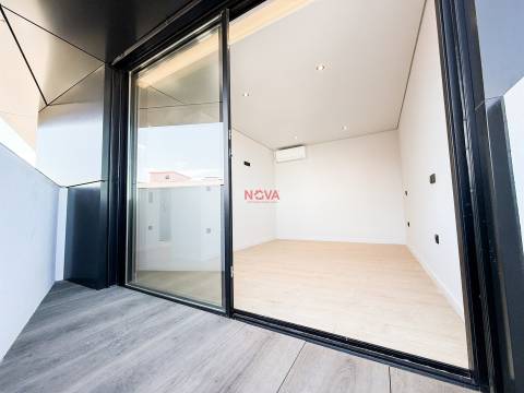Apartamento T3 Venda em Gondomar (São Cosme), Valbom e Jovim,Gondomar