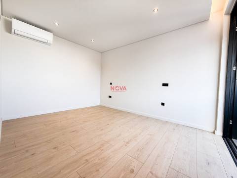 Apartamento T3 Venda em Gondomar (São Cosme), Valbom e Jovim,Gondomar