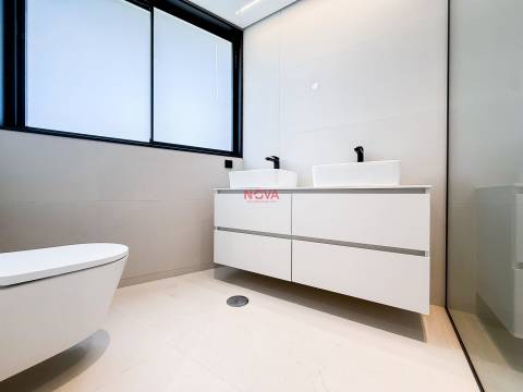 Apartamento T3 Venda em Gondomar (São Cosme), Valbom e Jovim,Gondomar