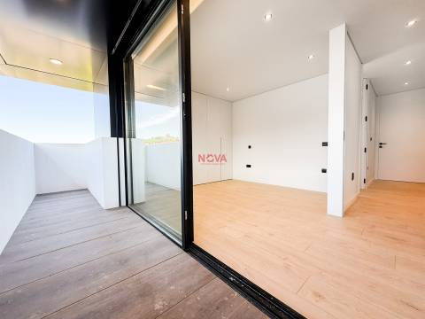 Apartamento T3 Venda em Gondomar (São Cosme), Valbom e Jovim,Gondomar