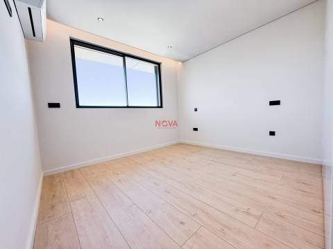 Apartamento T3 Venda em Gondomar (São Cosme), Valbom e Jovim,Gondomar