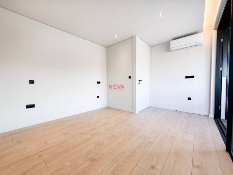 Apartamento T3 Venda em Gondomar (São Cosme), Valbom e Jovim,Gondomar