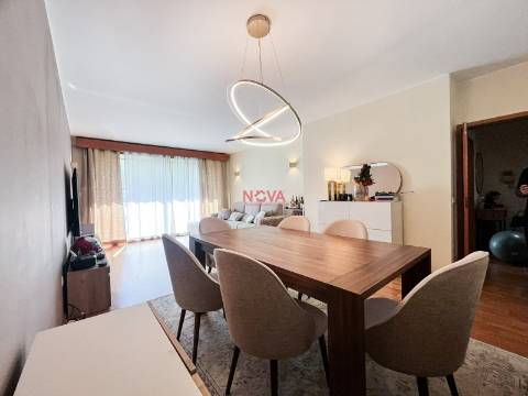 Apartamento T2 Venda em Nogueira e Silva Escura,Maia