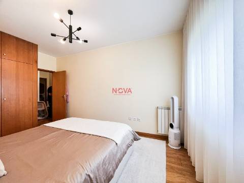 Apartamento T2 Venda em Nogueira e Silva Escura,Maia