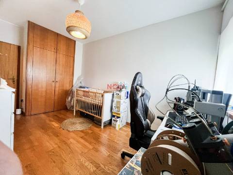 Apartamento T2 Venda em Nogueira e Silva Escura,Maia