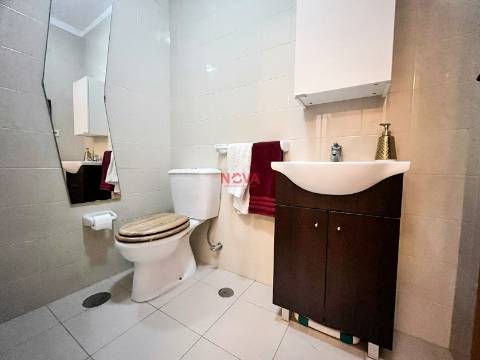 Apartamento T2 Venda em Nogueira e Silva Escura,Maia