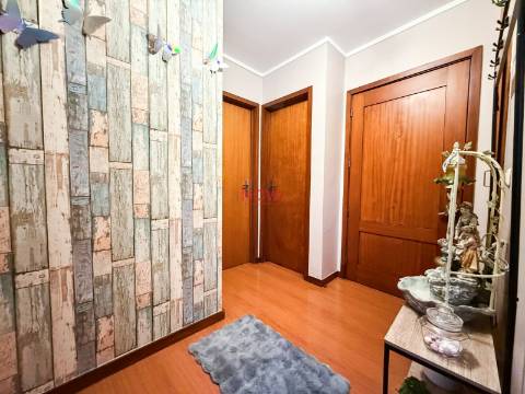 Apartamento T3 Venda em Ermesinde,Valongo