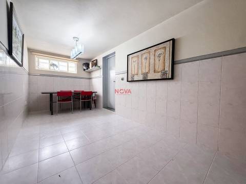 Andar Moradia T2 Venda em Ermesinde,Valongo
