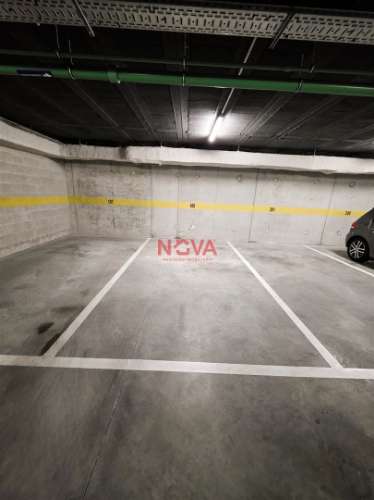 Garagem  Arrendamento em Pedrouços,Maia