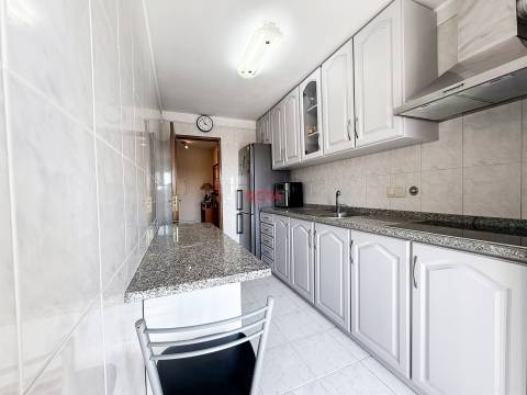 Apartamento T2 Venda em Baguim do Monte (Rio Tinto),Gondomar