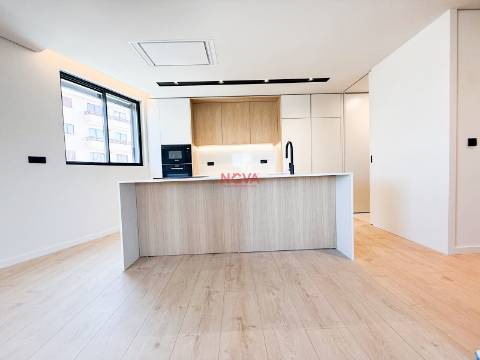 Apartamento T2 Venda em Gondomar (São Cosme), Valbom e Jovim,Gondomar
