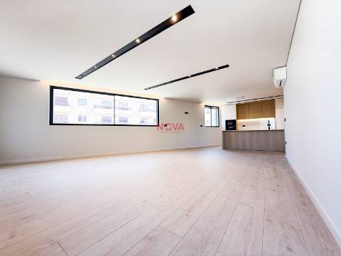 Apartamento T2 Venda em Gondomar (São Cosme), Valbom e Jovim,Gondomar