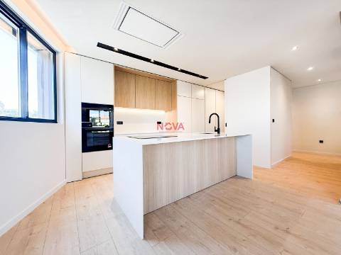 Apartamento T2 Venda em Gondomar (São Cosme), Valbom e Jovim,Gondomar