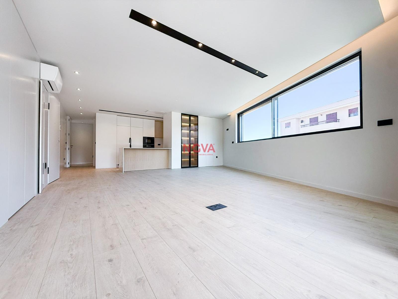 Apartamento T4 Venda em Gondomar (São Cosme), Valbom e Jovim,Gondomar