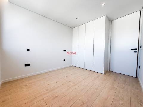 Apartamento T4 Venda em Gondomar (São Cosme), Valbom e Jovim,Gondomar
