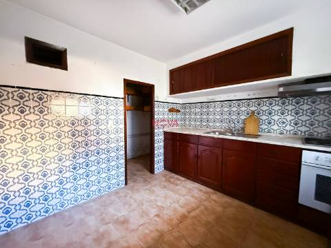 Garagem T0+3 Venda em Ermesinde,Valongo