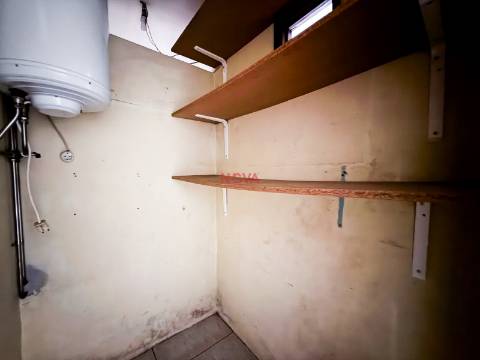 Garagem T0+3 Venda em Ermesinde,Valongo