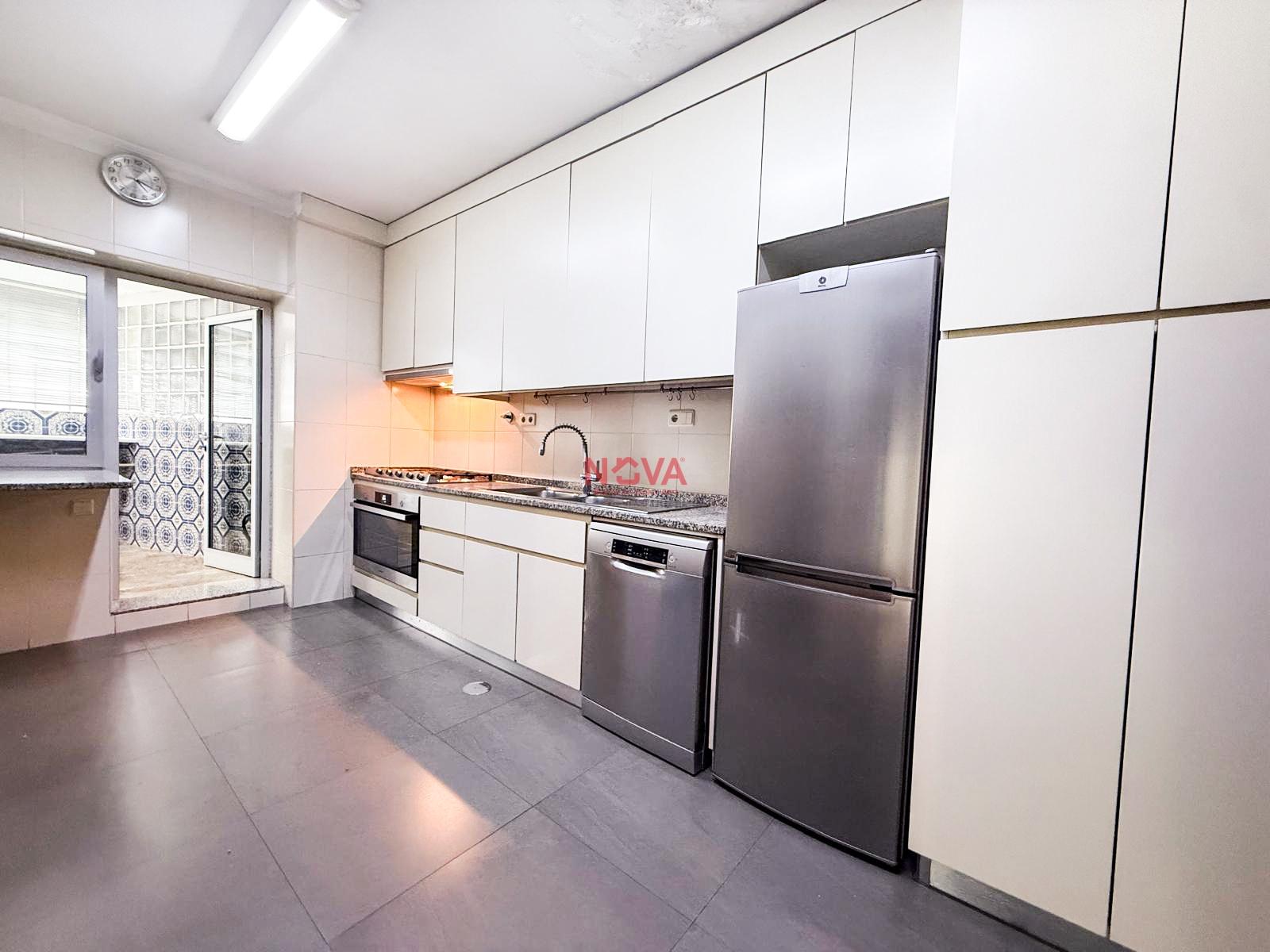 Apartamento >=T10 Venda em Paranhos,Porto