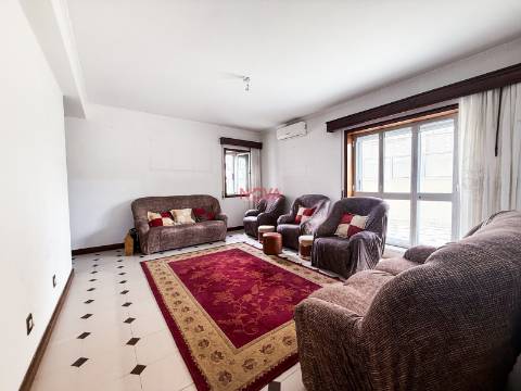 Apartamento >=T10 Venda em Paranhos,Porto