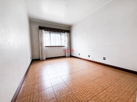 Apartamento >=T10 Venda em Paranhos,Porto