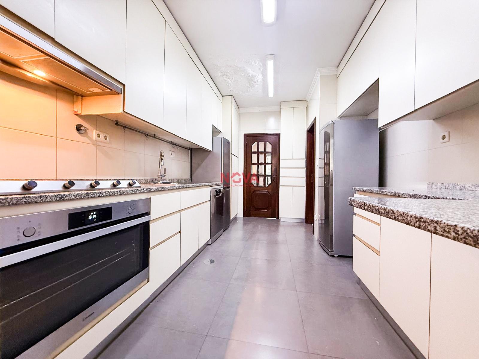 Apartamento T4 Venda em Paranhos,Porto