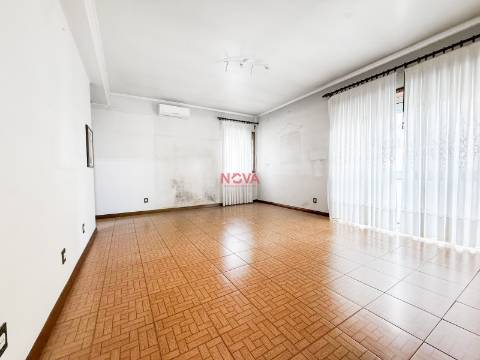 Apartamento T4 Venda em Paranhos,Porto