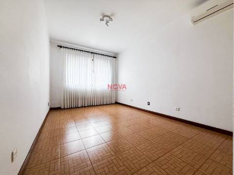 Apartamento T4 Venda em Paranhos,Porto