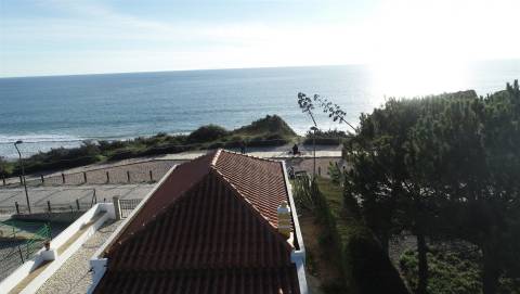 Casa Rústica c/ Lote de terreno 1ª linha Praia da Rocha.