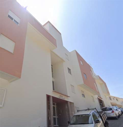 Encantador Apartamento T2 Remodelado no Coração de Albufeira