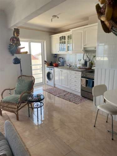 Encantador Apartamento T2 Remodelado no Coração de Albufeira