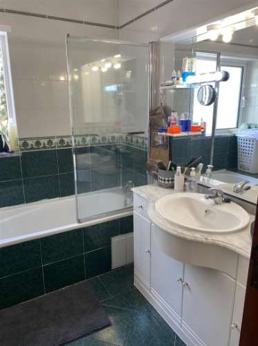 Encantador Apartamento T2 Remodelado no Coração de Albufeira