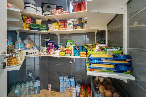 Luxuoso apartamento T5 com piscina privada em Portimão