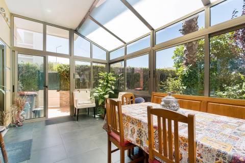 Luxuoso apartamento T5 com piscina privada em Portimão