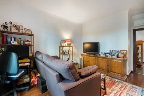 Luxuoso apartamento T5 com piscina privada em Portimão