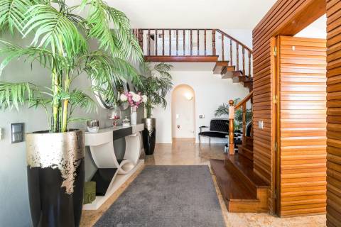 Excelente moradia T7+4 bem localizada em Portimão