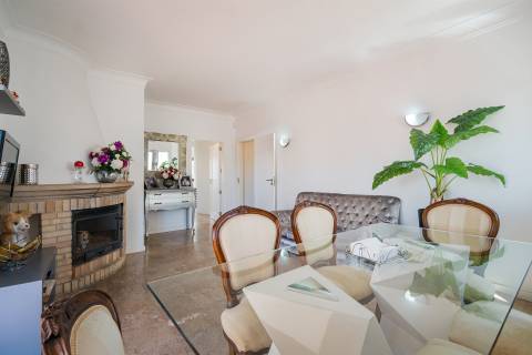 Excelente moradia T7+4 bem localizada em Portimão