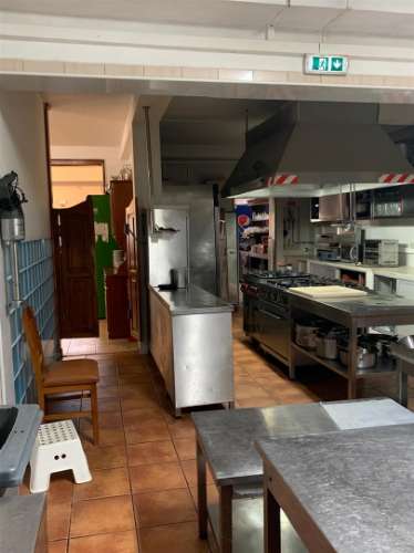 Restaurante "A Palmeira" à Venda – Estômbar