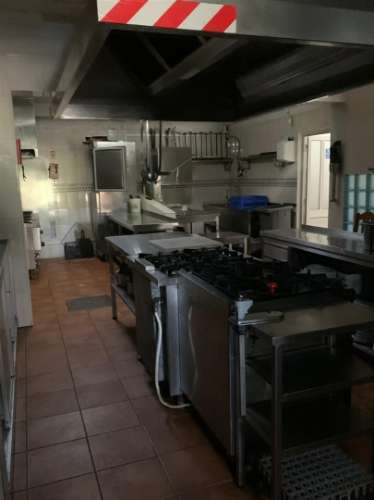 Restaurante "A Palmeira" à Venda – Estômbar