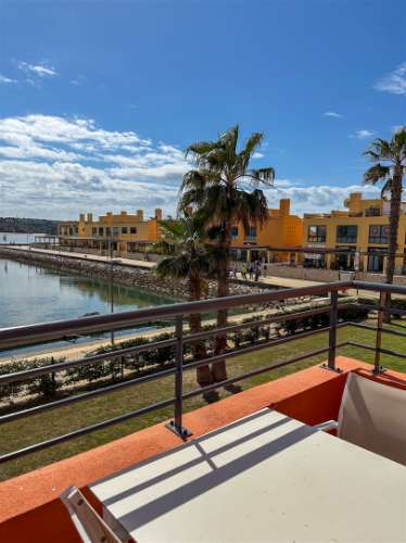 Apartamento T2 com Vista Mar e Rio na Marina da Praia da Rocha – Portimão