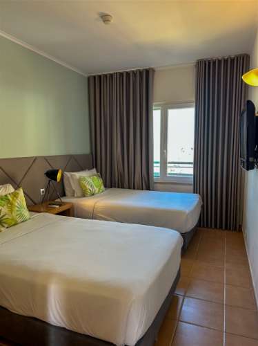 Apartamento T2 com Vista Mar e Rio na Marina da Praia da Rocha – Portimão