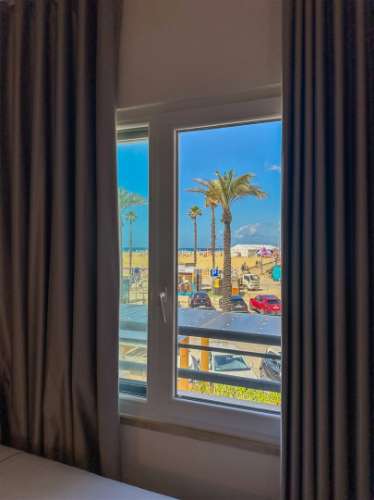 Apartamento T2 com Vista Mar e Rio na Marina da Praia da Rocha – Portimão