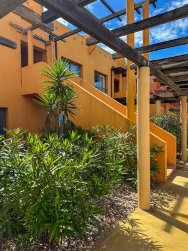 Apartamento T2 com Vista Mar e Rio na Marina da Praia da Rocha – Portimão