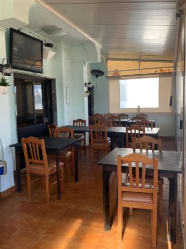 Moradia (Possibilidade) em Estômbar