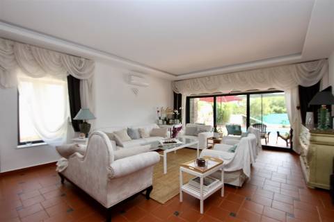 Moradia Moderna T4+1 Zona Nobre Portimão/Mexilhoeira Grande