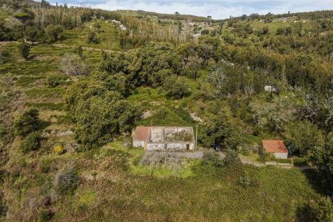 Terreno com Ruína, Monchique, Algarve