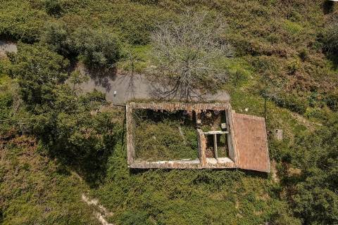 Terreno com Ruína, Monchique, Algarve