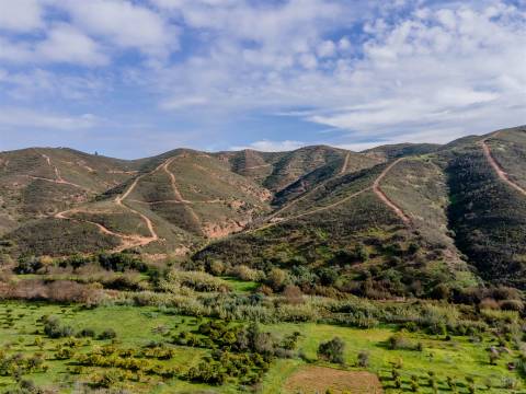 Terreno Misto em Alferce, Monchique, Algarve