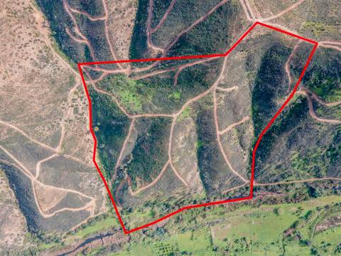 Terreno Misto em Alferce, Monchique, Algarve